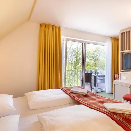 호텔 Ringhotel Warnemuender Hof