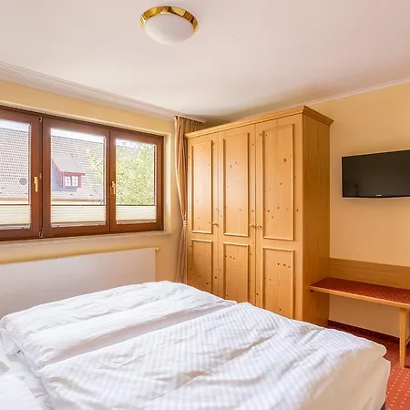 Ringhotel Warnemuender Hof Hotel 4*